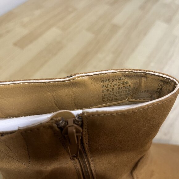 NWT Fringe Booties Ankle Boots Suede Size 9.5 **(Read description) - Picture 5 of 8